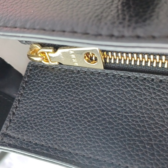 DKNY Leather shoulder/ Laptop Bag NWOT - Picture 8 of 11